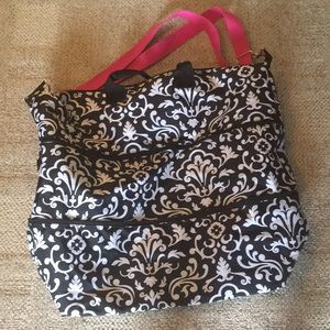Expandable tote